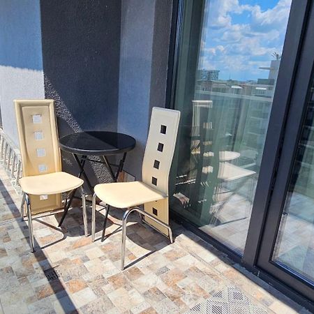 Luxury Aparthotel Promenada In Building Stefan Prima Linie La Mare Navodari Bagian luar foto