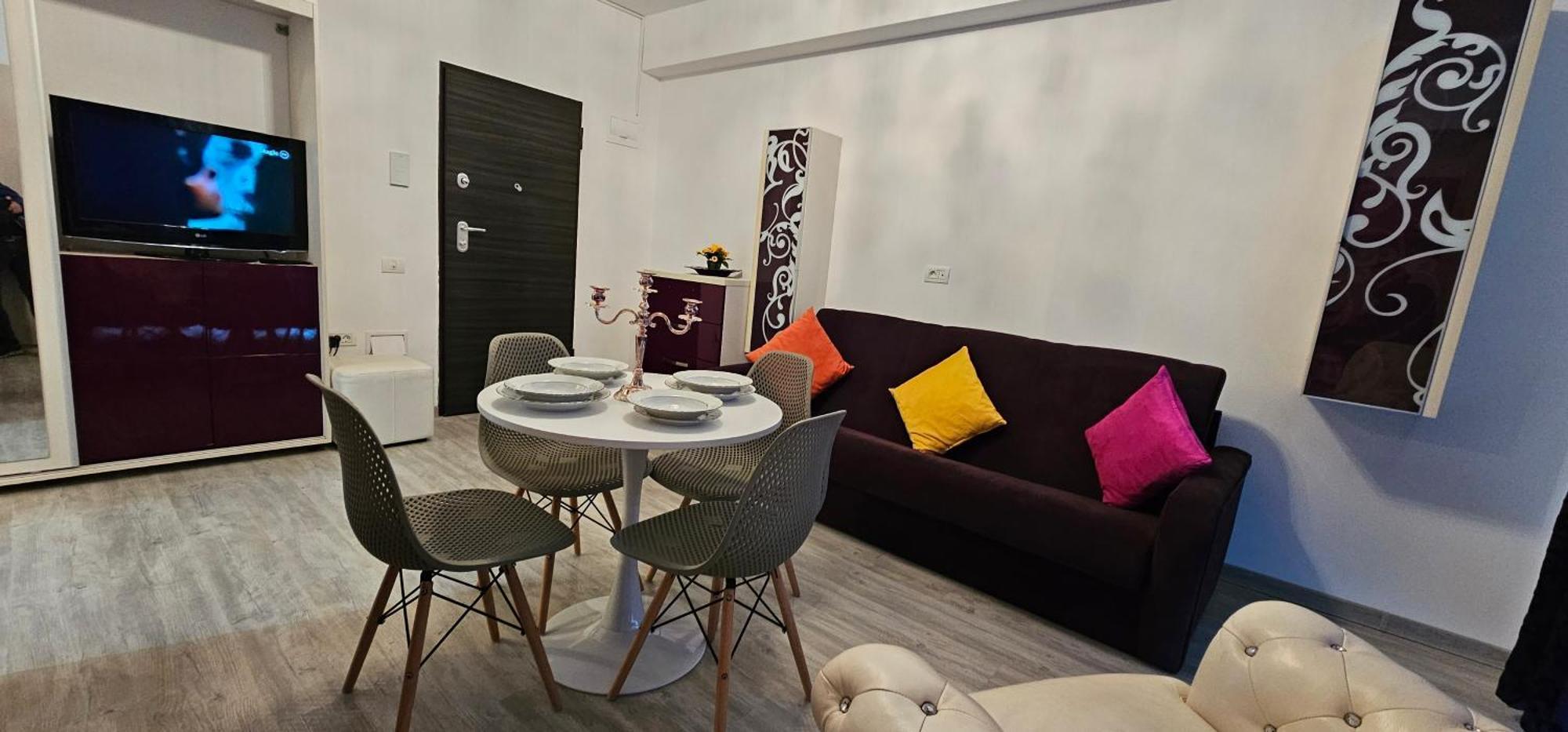 Luxury Aparthotel Promenada In Building Stefan Prima Linie La Mare Navodari Bagian luar foto